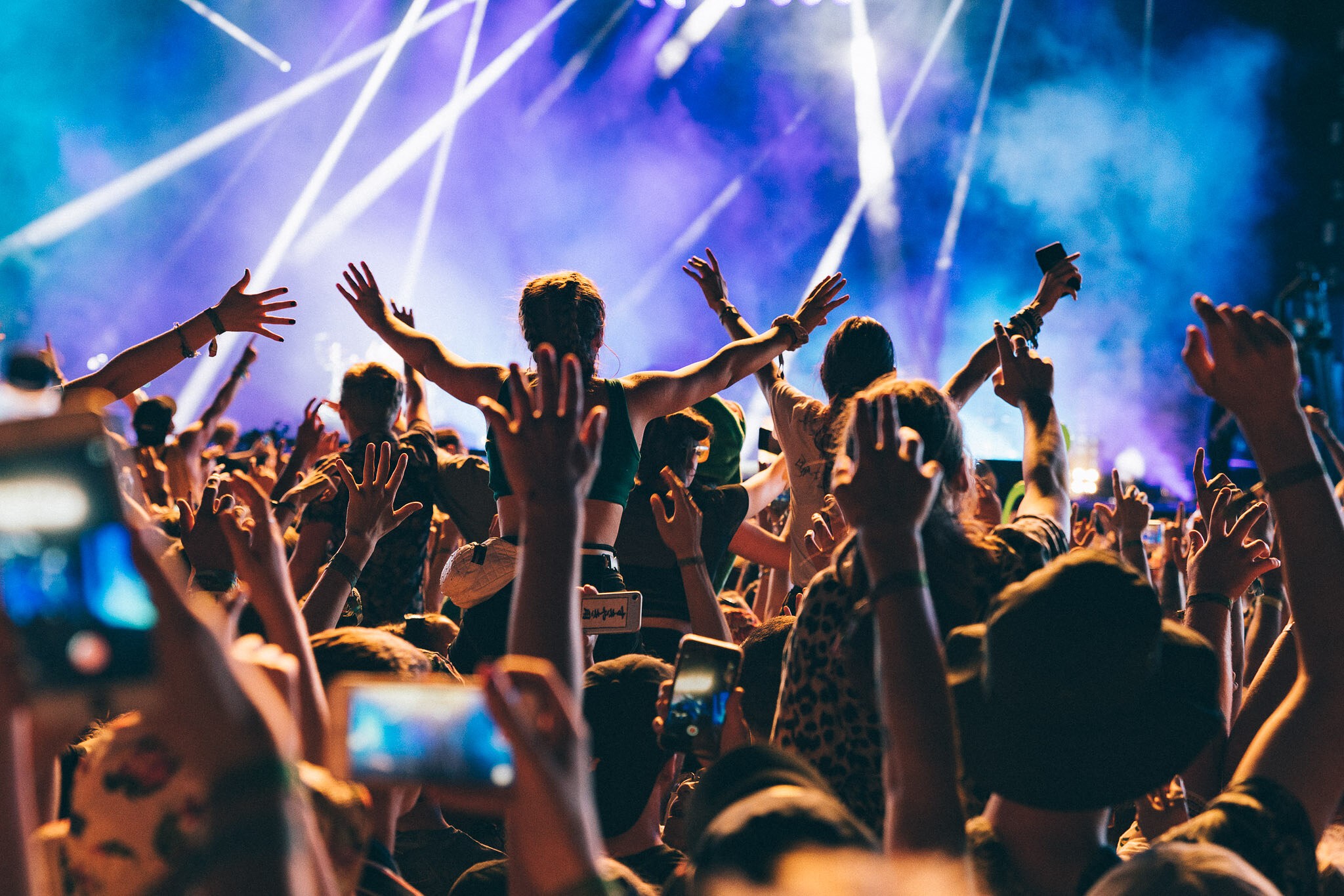 Entertainment & Music